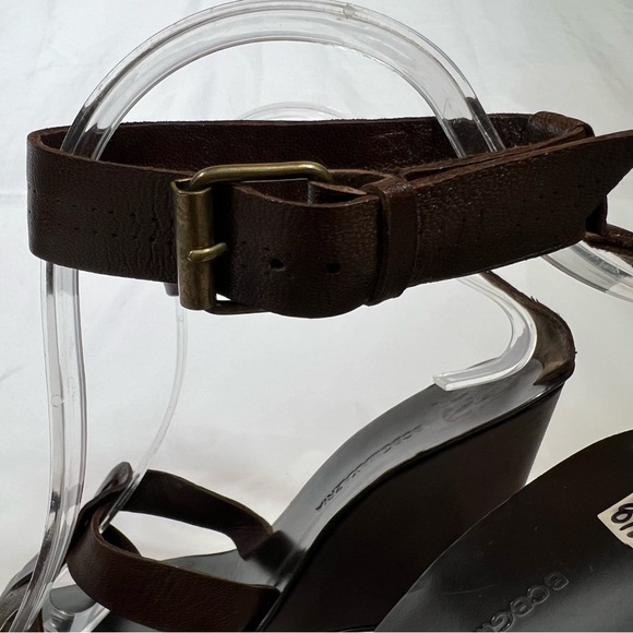 BCBGMaxAzria Brown Leather Strappy Ankle Strap 4” Wedge Sandals Size 8.5 39 - Picture 5 of 15